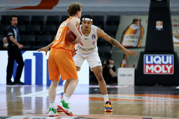 这位猛龙队 这位猛龙队